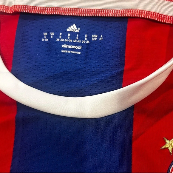 BAYERN MUNICH HOME FOOTBALL SHIRT SOCCER JERSEY ADIDAS size small - Picture 5 of 5